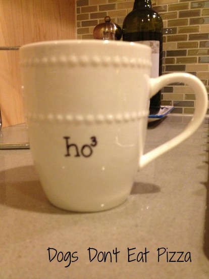 DIY Sharpie Mugs - Easy and Inexpensive Holiday Decorations and Gifts - thediybungalow.com