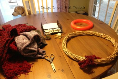 Upcycled scarf and sweater wreath - thediybungalow.com