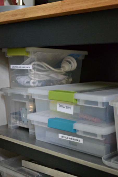 Work table storage - organized home office - thediybungalow.com