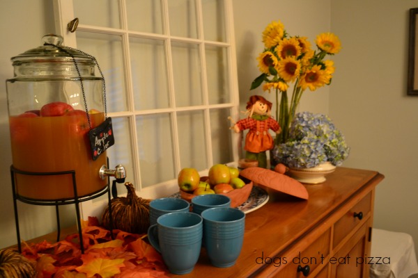 Creating Fall Warmth in My Dining Room - thediybungalow.com
