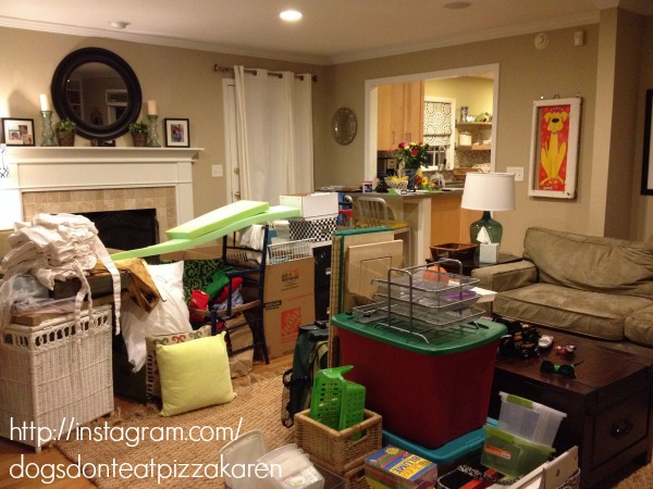 mess-move-around - Dogs Don't Eat Pizza