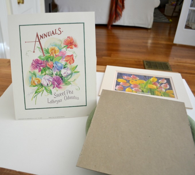 Print found under the tulip print in frame - Swap It Like It's Hot - thediybungalow.com