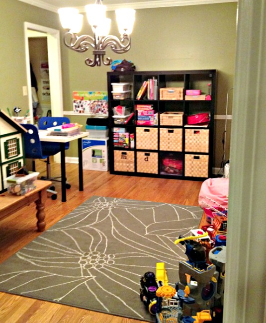 Stop feeling guilty about having toys all over your home - thediybungalow.com