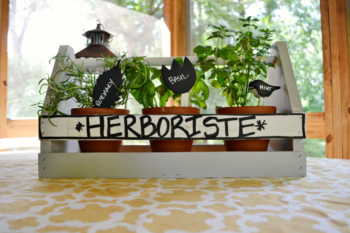 Farmhouse herb garden in vintage tool box for spring - thediybungalow.com
