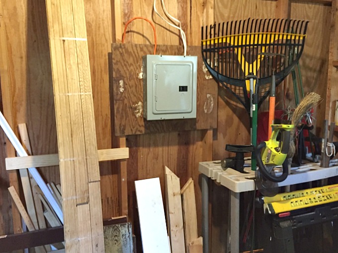 Workshop and storage shed - thediybungalow.com