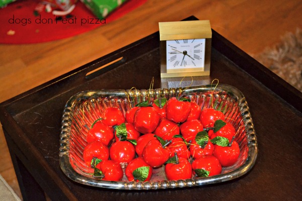 Christmas apples - 2013 holiday - Dogs Don't Eat Pizza