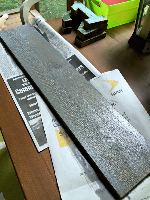 Second coat of stain / how to make house numbers stand out / thediybungalow.com