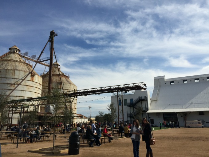 The Silos Campus - our trip to Magnolia Market - thediybungalow.com