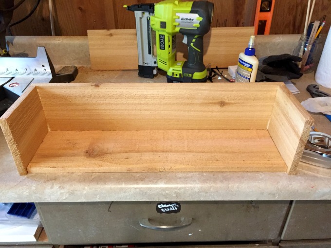 DIY Flower Boxes - Power Tool Challenge - thediybungalow.com