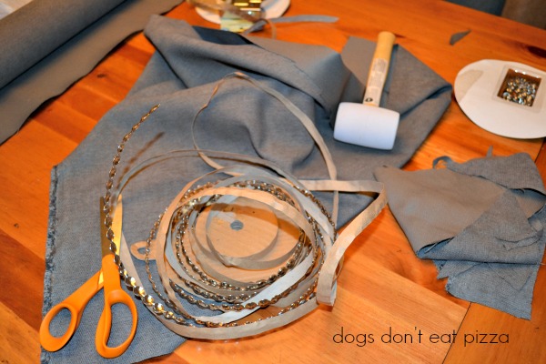 How to reupholster parsons chairs - supplies needed - thediybungalow.com