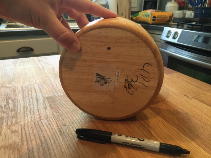 Mark where to drill hole for DIY wooden wall planters - thediybungalow.com