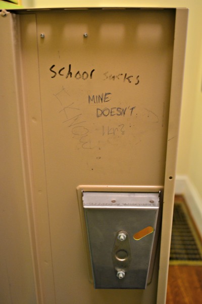 Repurposing Old Lockers for Storage - thediybungalow.com