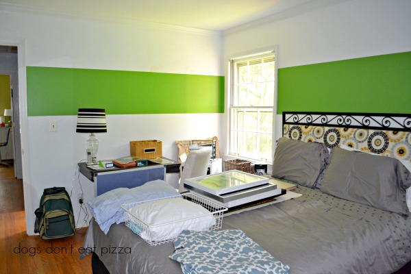 office - guest-room - move-around - Dogs Don't Eat Pizza