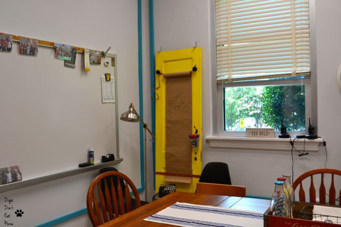 Telephone corner after the teachers' lounge renovation - thediybungalow.com