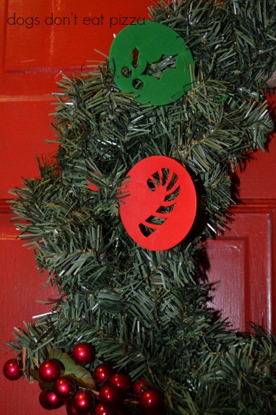 cupcake stencils other side wreath - Dogs Don't Eat Pizza