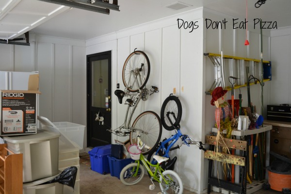 hanging bikes at Dogs Don't Eat Pizza