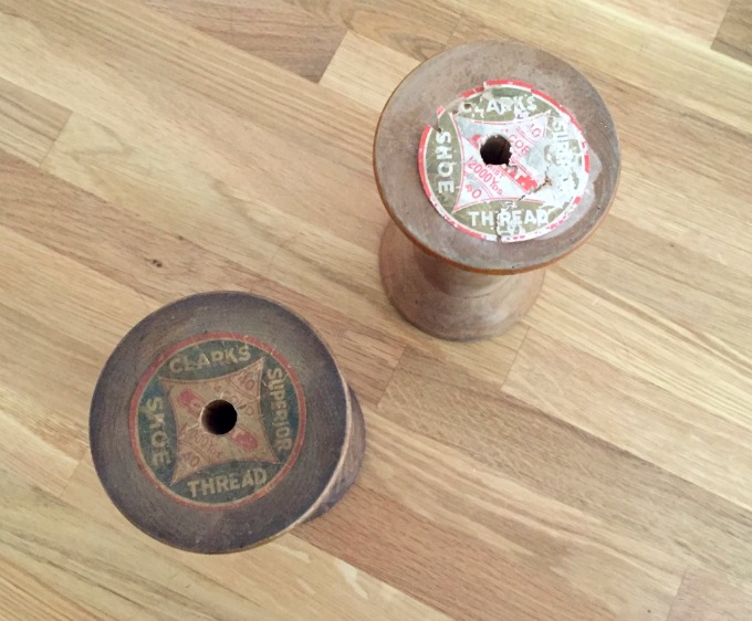 Vintage spools - DIY pennant banner - thediybungalow.com