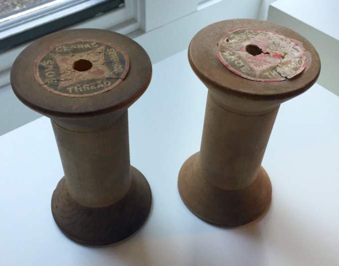 Vintage spools - DIY pennant banner - thediybungalow.com