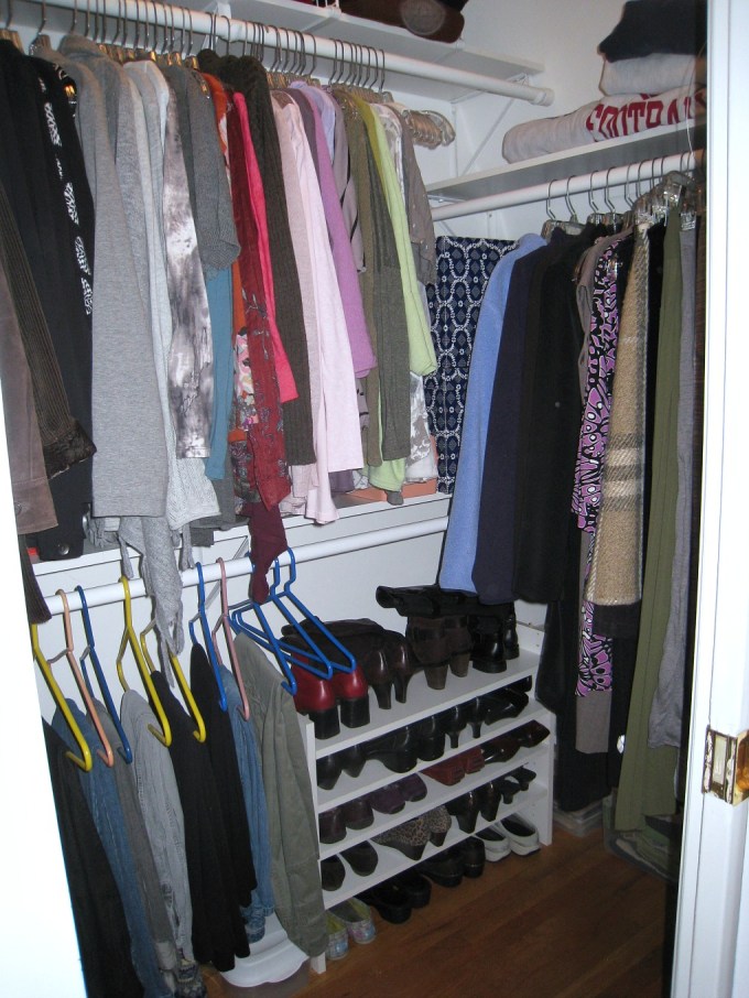 How to get an organized closet in one afternoon! TheDIYBungalow.com