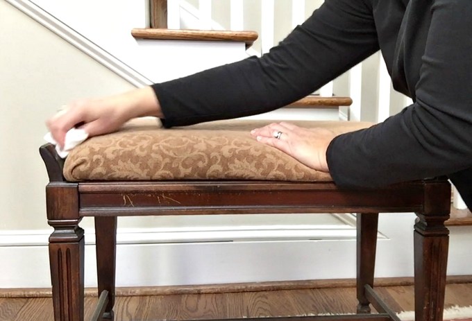 clean frame of DIY faux fur foot stool - thediybungalow.com