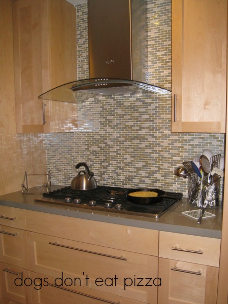 Renovating a kitchen can be tricky so here are five things to ask when hiring a contractor - thediybungalow.com