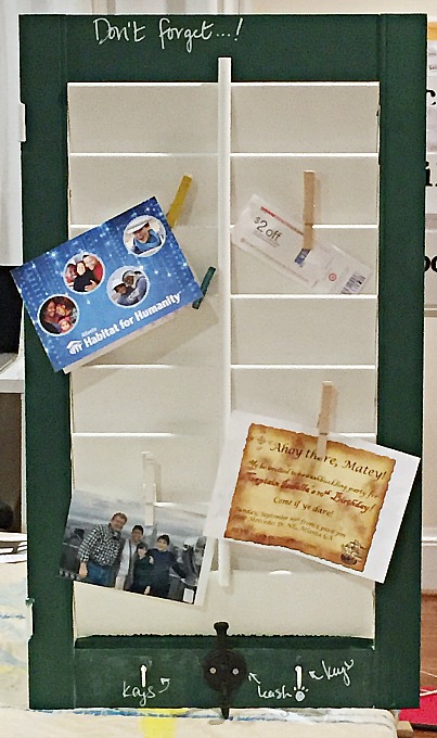 Repurpose shutters as message center - thediybungalow.com