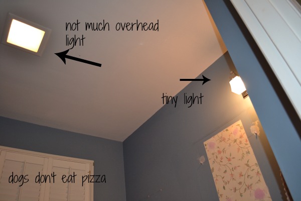 Guest bathroom - not enough light - thediybungalow.com