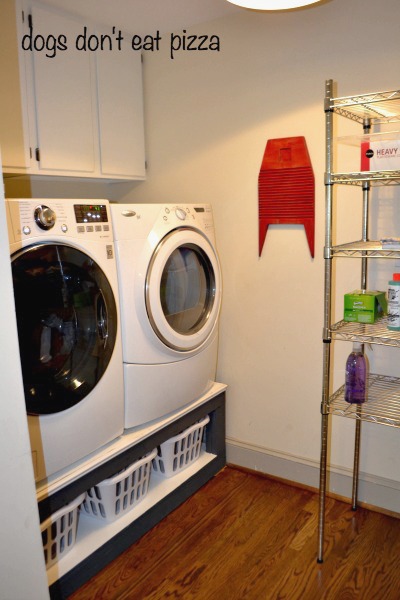 How to build a laundry room pedestal for machines - thediybungalow.com