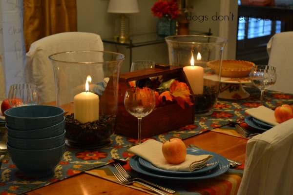Creating Fall Warmth in My Dining Room - thediybungalow.com