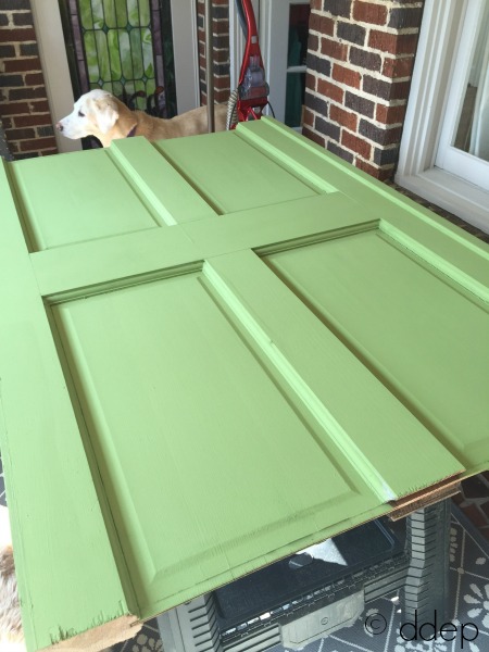 painted door - how to build a daybed from old doors - thediybungalow.com