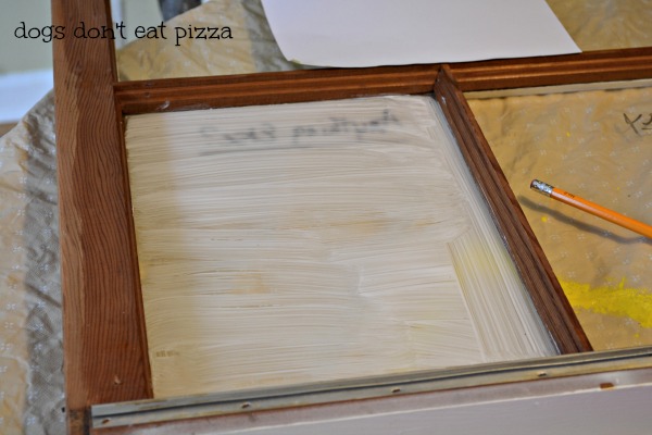 Updating window memo board with mod podge and paper - thediybungalow.com