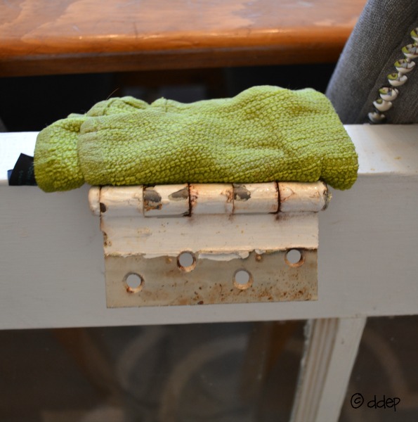 Crockpot treatment gone portable - How to Turn a Door into a Sliding Door - thediybungalow.com