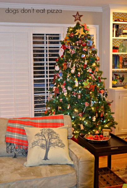 tree and couch - 2013 holiday - Dogs Don't Eat Pizza