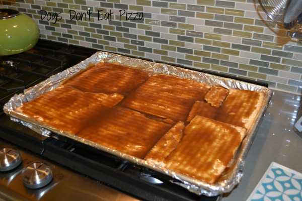 Matzo Crackle - Passover recipes - thediybungalow.com