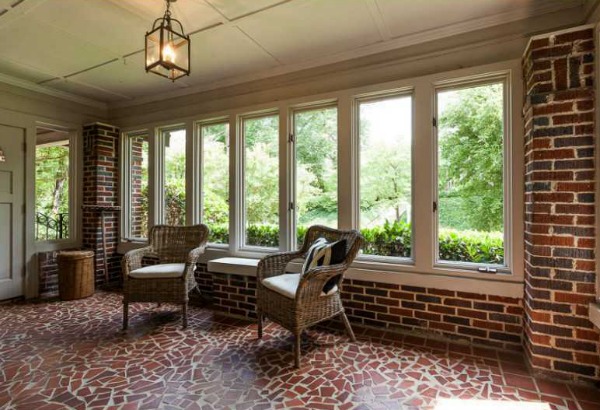 front-sunroom - Dogs-Don't-Eat-Pizza