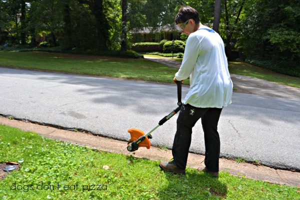 WORX-trimmer-edger - review - Dogs Don't Eat Pizza