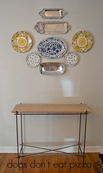 Giving weight to small furniture by adding a fabric-covered shelf - thediybungalow.com