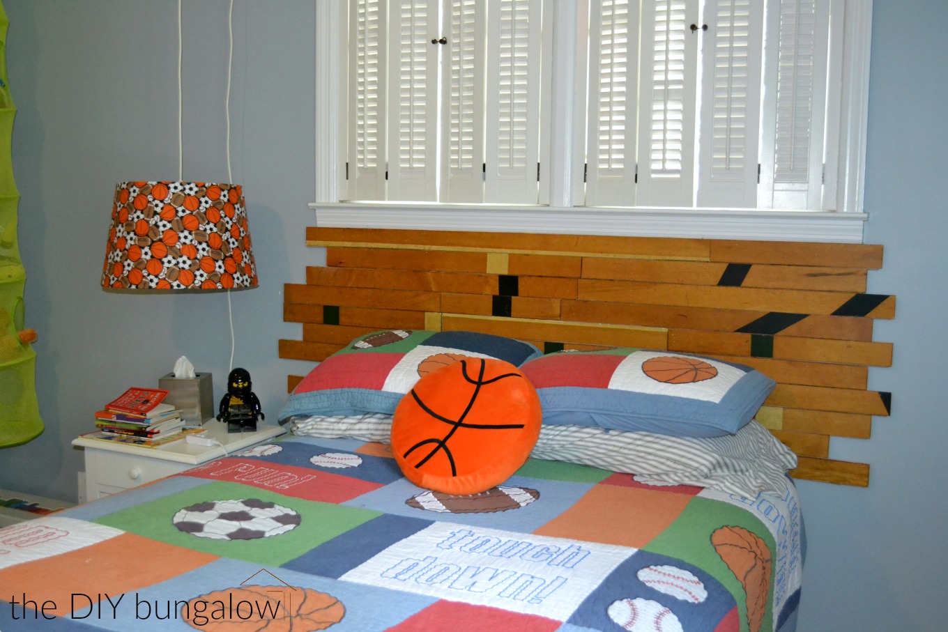 DIY headboard from old gym floor - thediybungalow.com