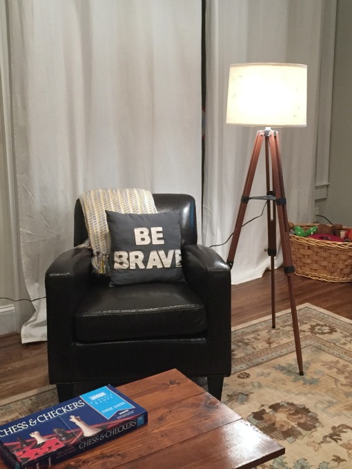 How to build a tripod lamp / thediybungalow.com