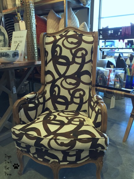 Chair with steve mckenzie's fabric - thediybungalow.com