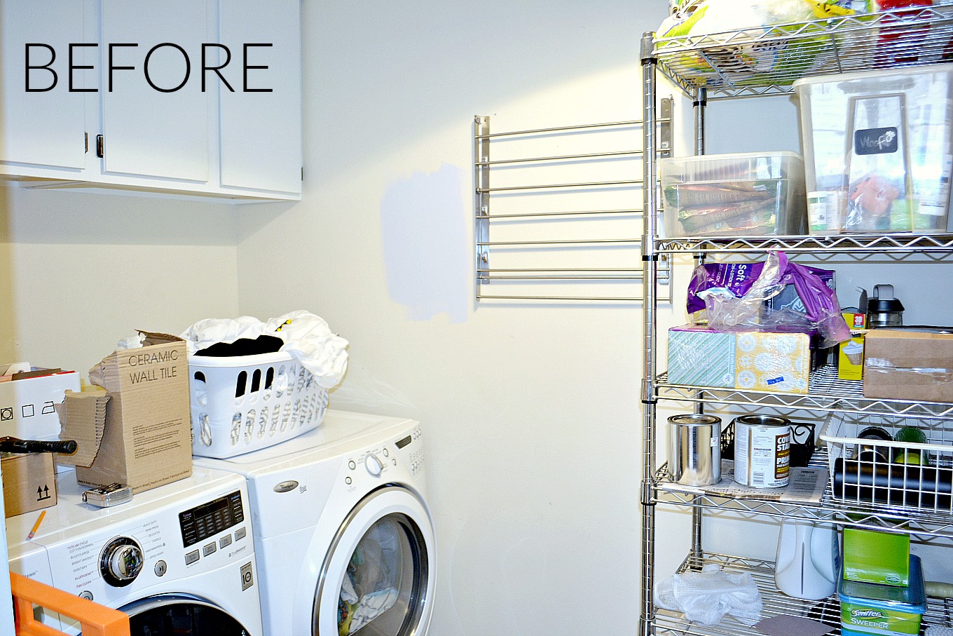 Laundry room reveal before makeover - thediybungalow.com