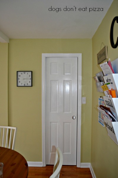 Finished kitchen renovation - thediybungalow.com