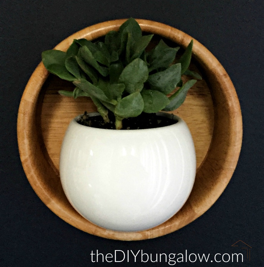 DIY Wooden Wall Planters (The Friday&nbsp;Five)