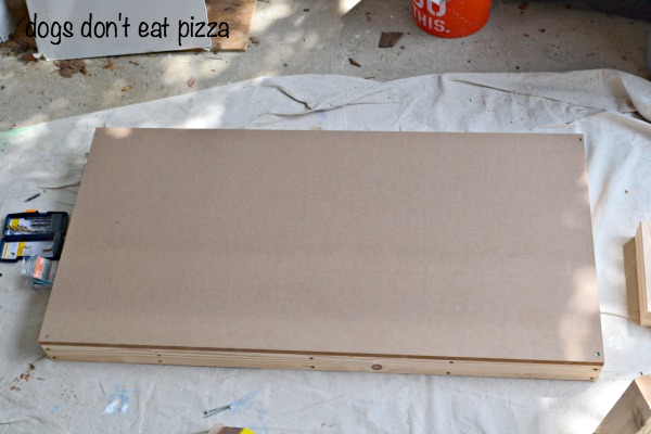 How to Build a Pedestal for Your Laundry Room - thediybungalow.com