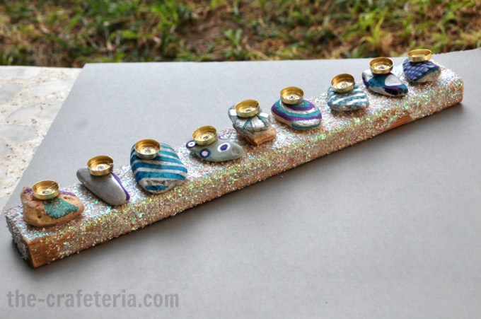 DIY Menorah from The Crafeteria - thediybungalow.com