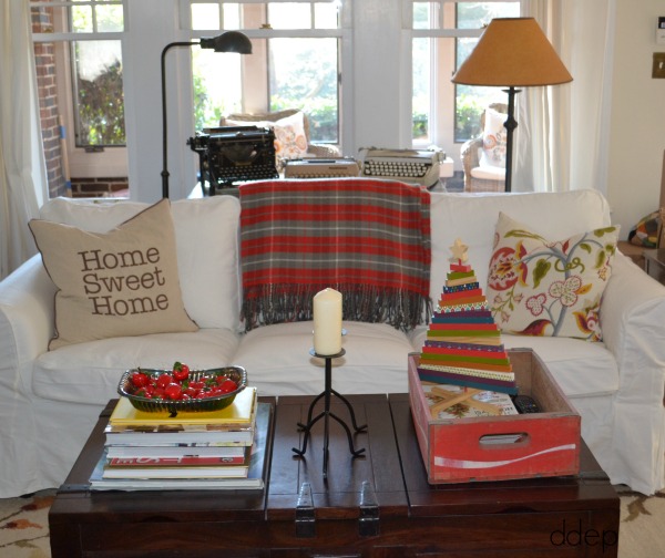 Holiday Home Tour - thediybungalow.com