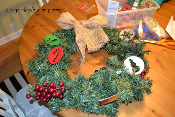 using cupcake stencils in wreath - Dogs Don't Eat Pizza