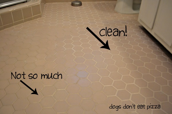 The best all-natural way to clean grout - thediybungalow.com