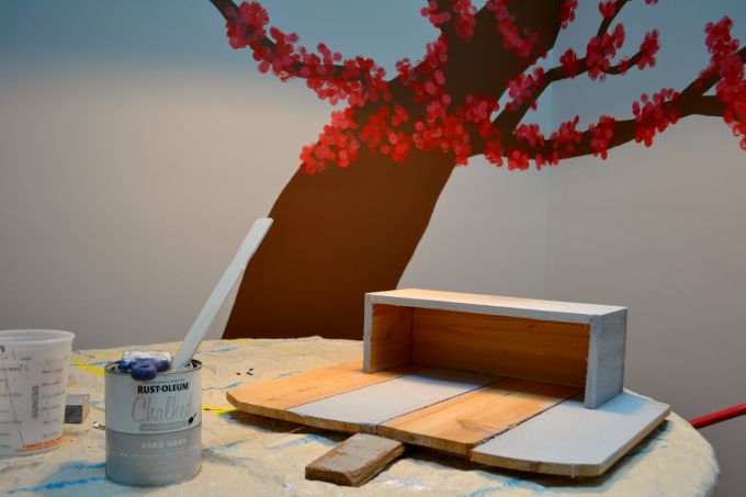 How to build a Rustic Pumpkin Stand for football season for your living room - thediybungalow.com