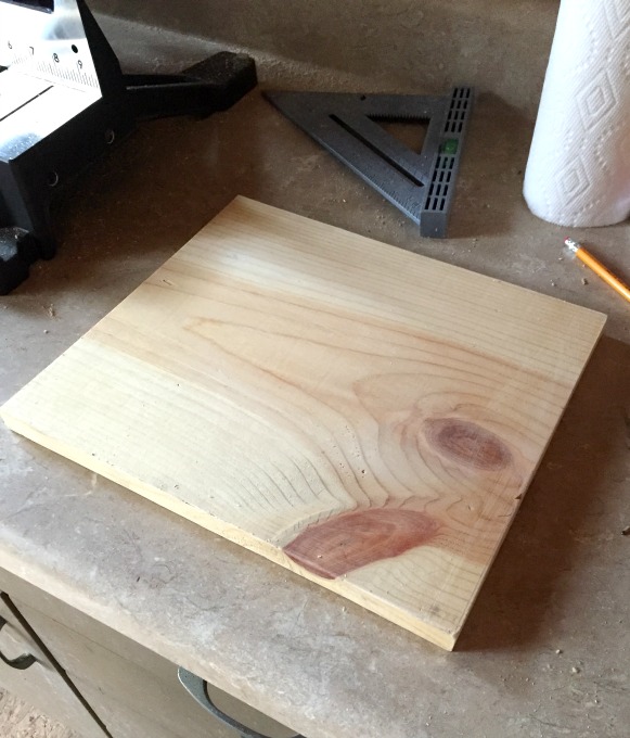 How to Build a Cookbook Stand - thediybungalow.com